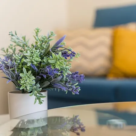 شقة Guestready - Sunny Family With Private Terrace بورتو