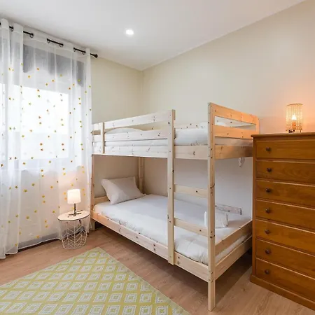 شقة Guestready - Sunny Family With Private Terrace