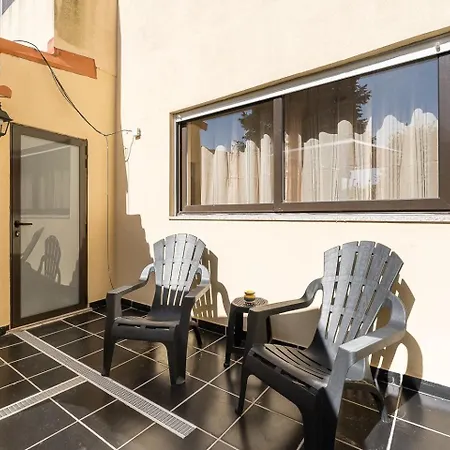 Guestready - Sunny Family With Private Terrace شقة *