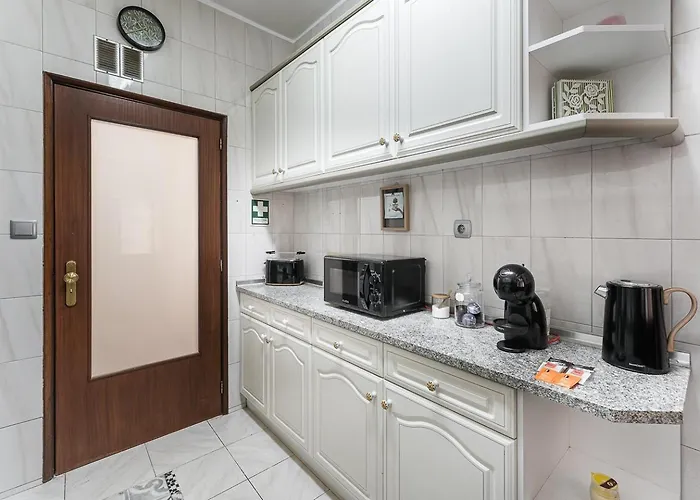 شقة Guestready - Sunny Family With Private Terrace *