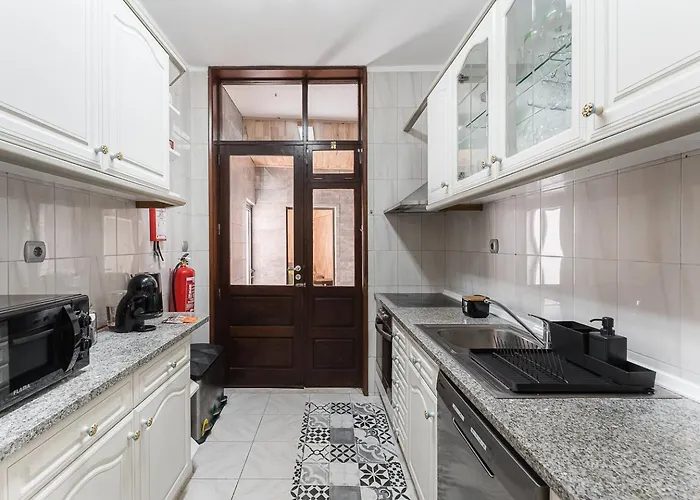 Guestready - Sunny Family With Private Terrace شقة بورتو