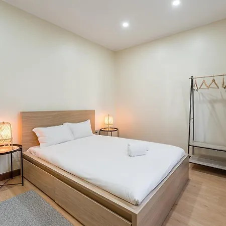 Guestready - Sunny Family With Private Terrace Oporto